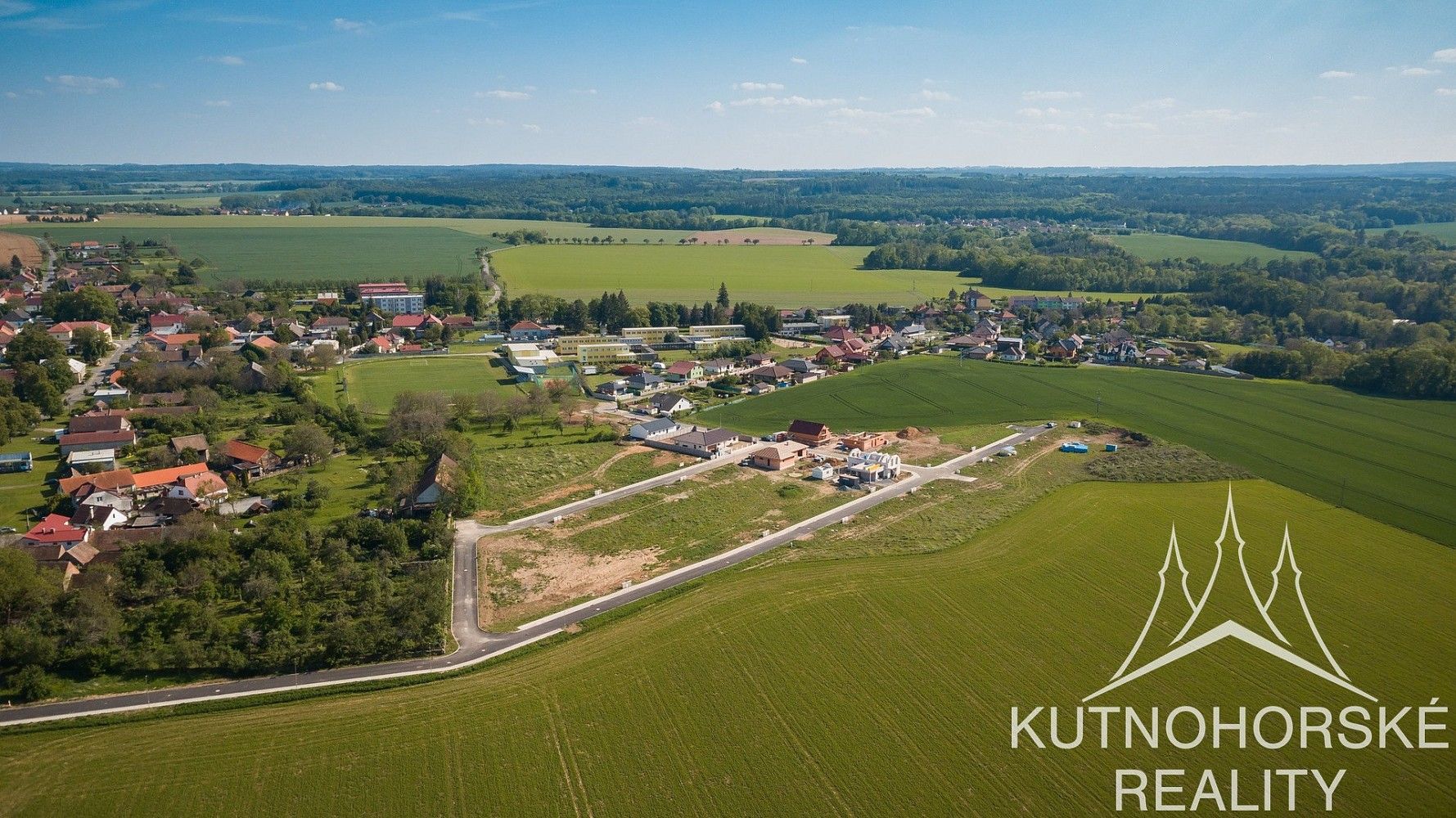 Pozemek pro bydlení, 661 m²