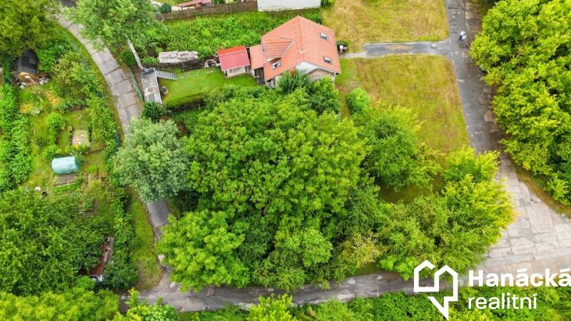 Prodej pozemek pro bydlení - Olomouc, 779 00