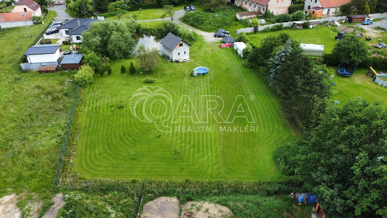 Prodej pozemek pro bydlení - Mokrouše, 3 m²