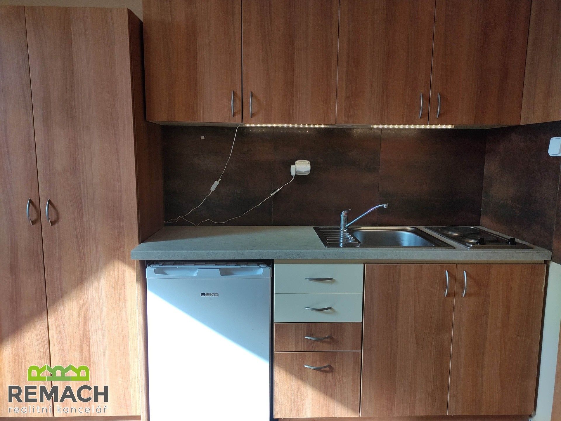 Pronájem byt 1+kk - Velehradská třída, Uherské Hradiště, 25 m²