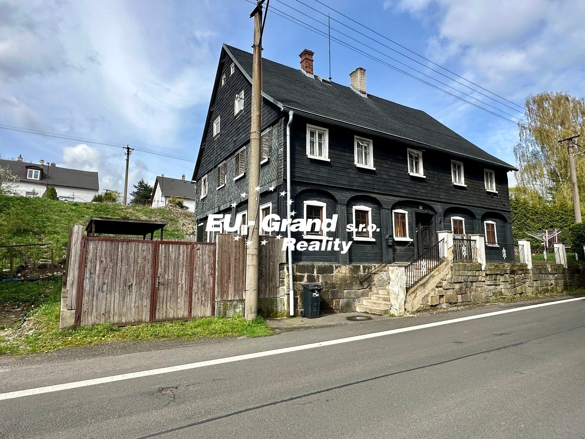 Prodej rodinný dům - Varnsdorfská, Krásná Lípa, 298 m²