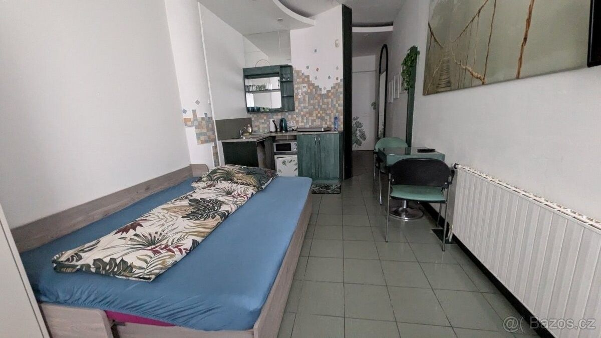 Byty, Hodonín, 695 01