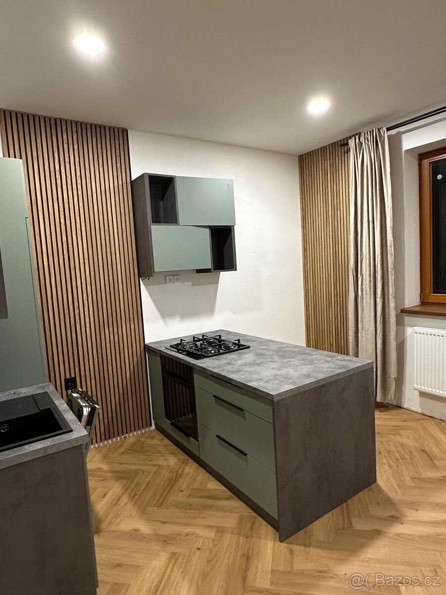 Rodinné domy, Holice v Čechách, 534 01