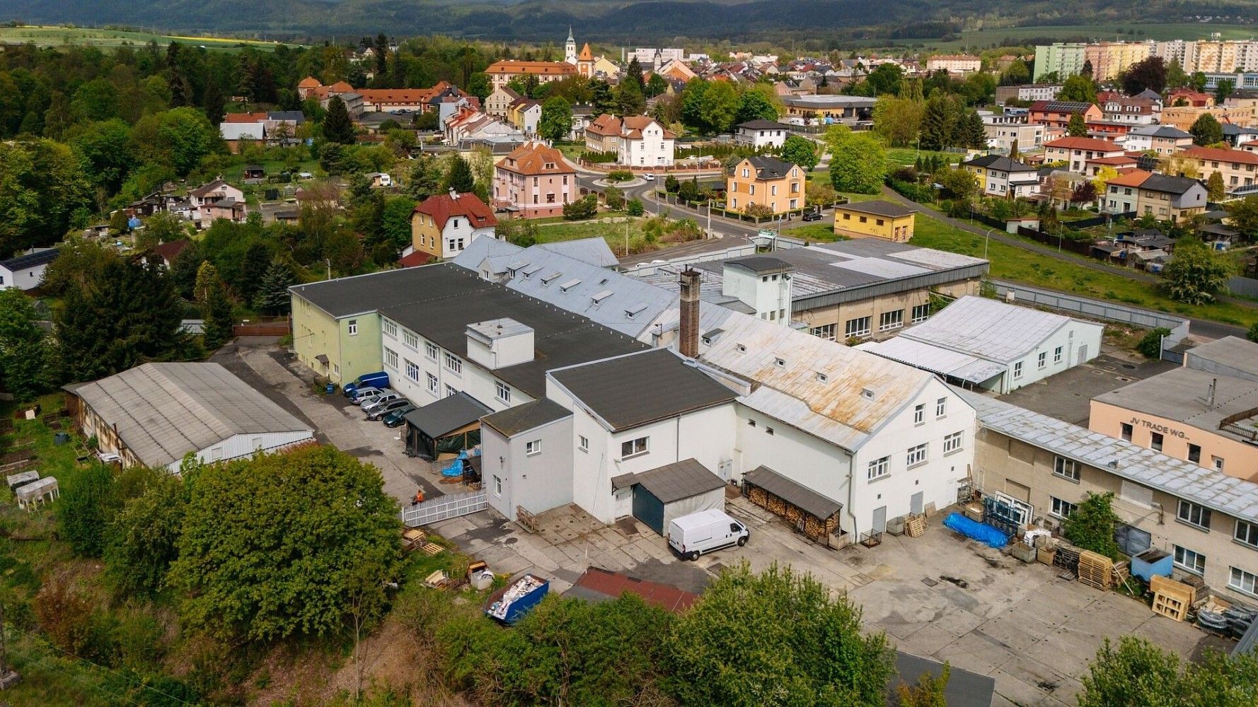 Výrobní prostory, Krátká, Ostrov, okres Karlovy Vary, 11 439 m² - 1