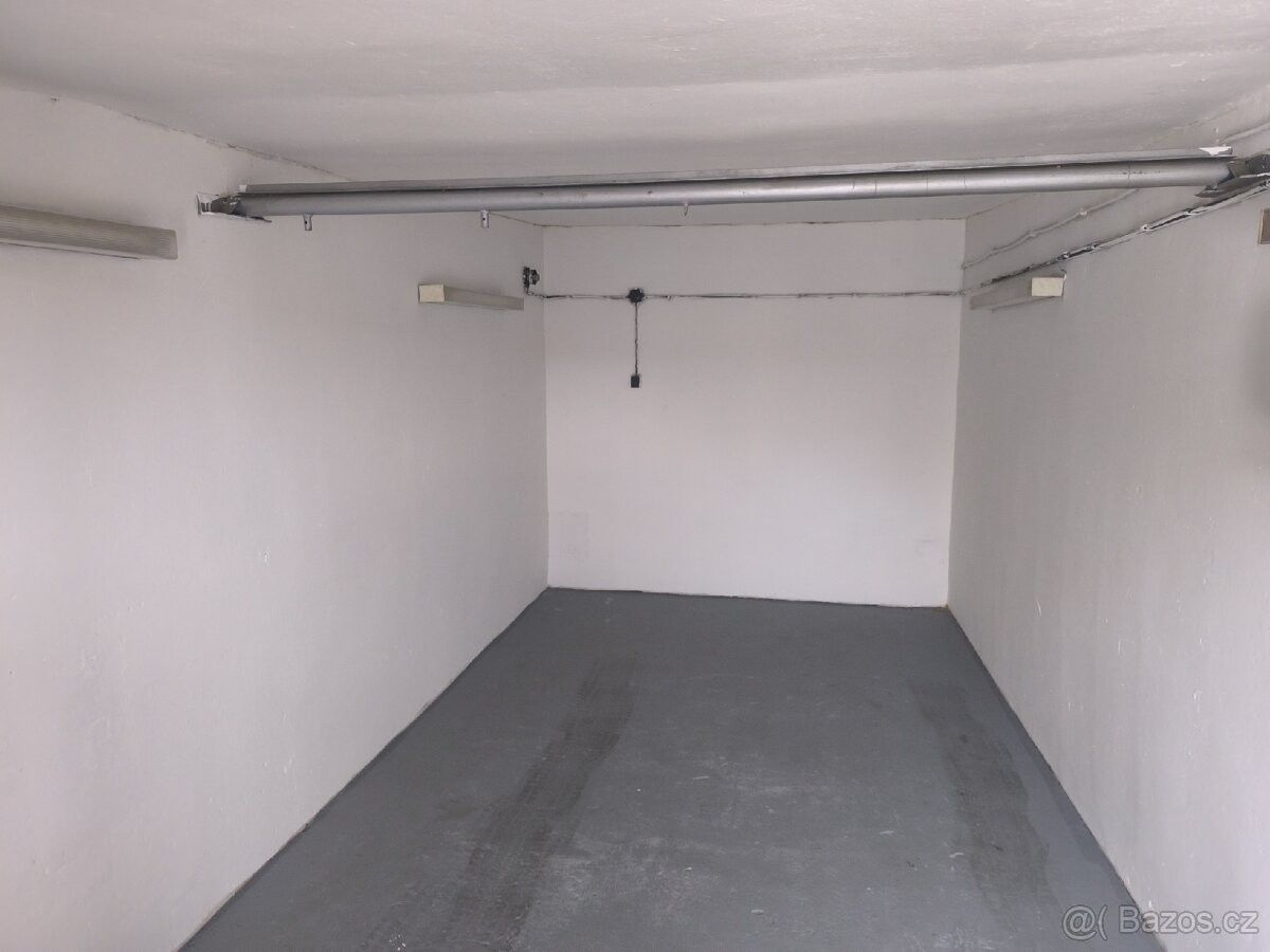 Prodej garáž - Pacov, 395 01