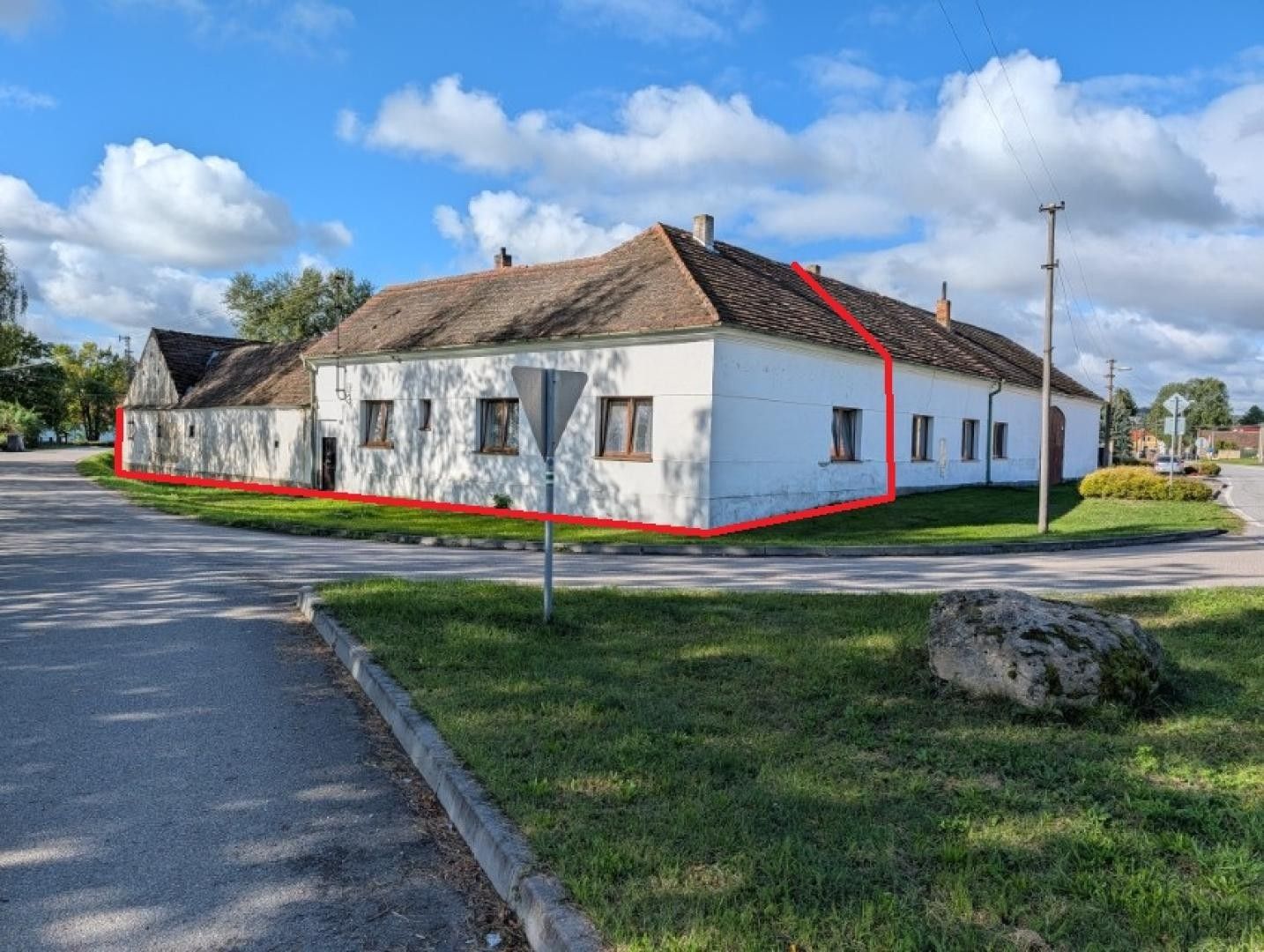 Rodinné domy, Skály, 380 m² - 1