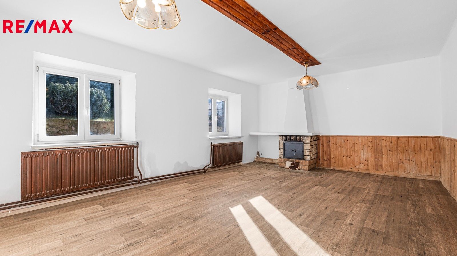 Prodej rodinný dům - Prof. Krbce 73, Tmaň, 116 m²