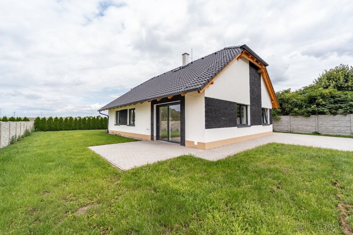 Rodinné domy, Černilov, 503 43