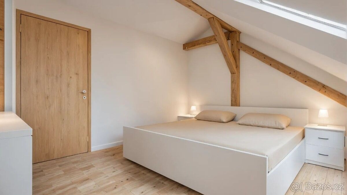 Prodej byt - Hodonín, 695 01