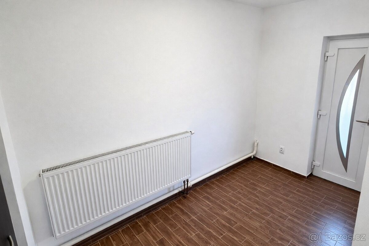 Obchodní prostory, Velké Bílovice, 691 02 - 2
