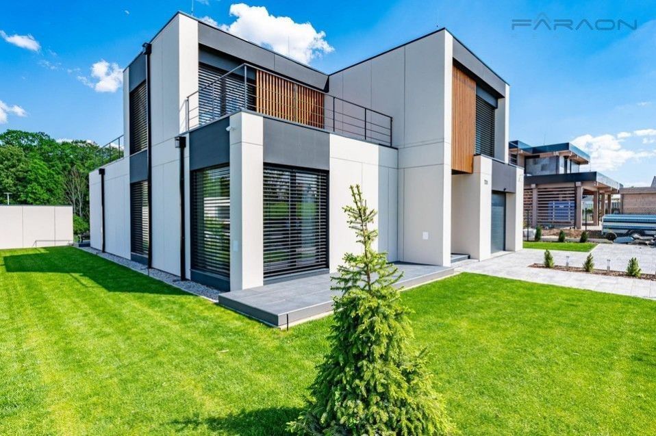 Rodinné domy, V Hlinišťatech,Vysoký Újezd, 346 m²