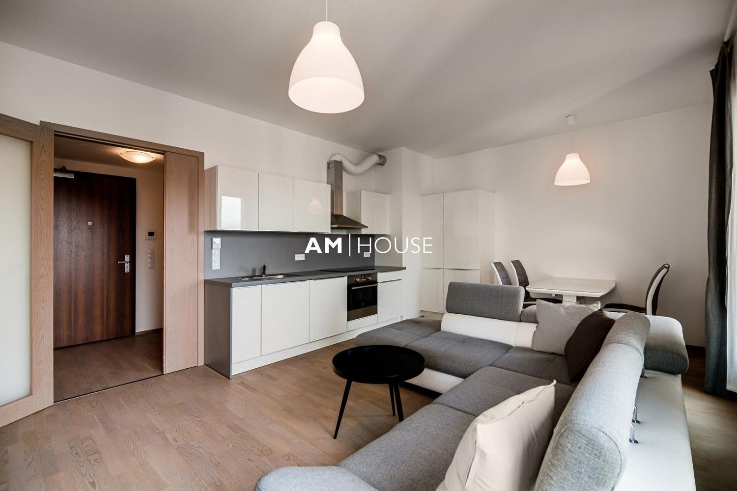 Byt 2+kk · 49 m² · Praha - Holešovice, okres Praha 7, Hlavní město Praha - 3