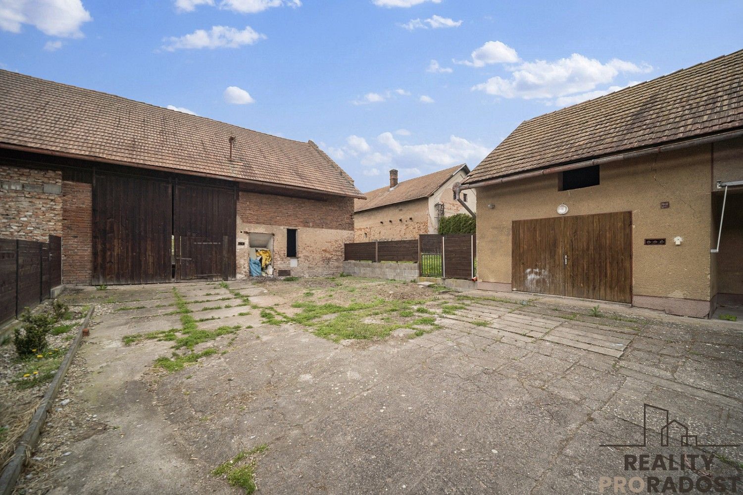 Rodinné domy, Bukovina nad Labem, okres Pardubice, Pardubický kraj, 190 m² - 2
