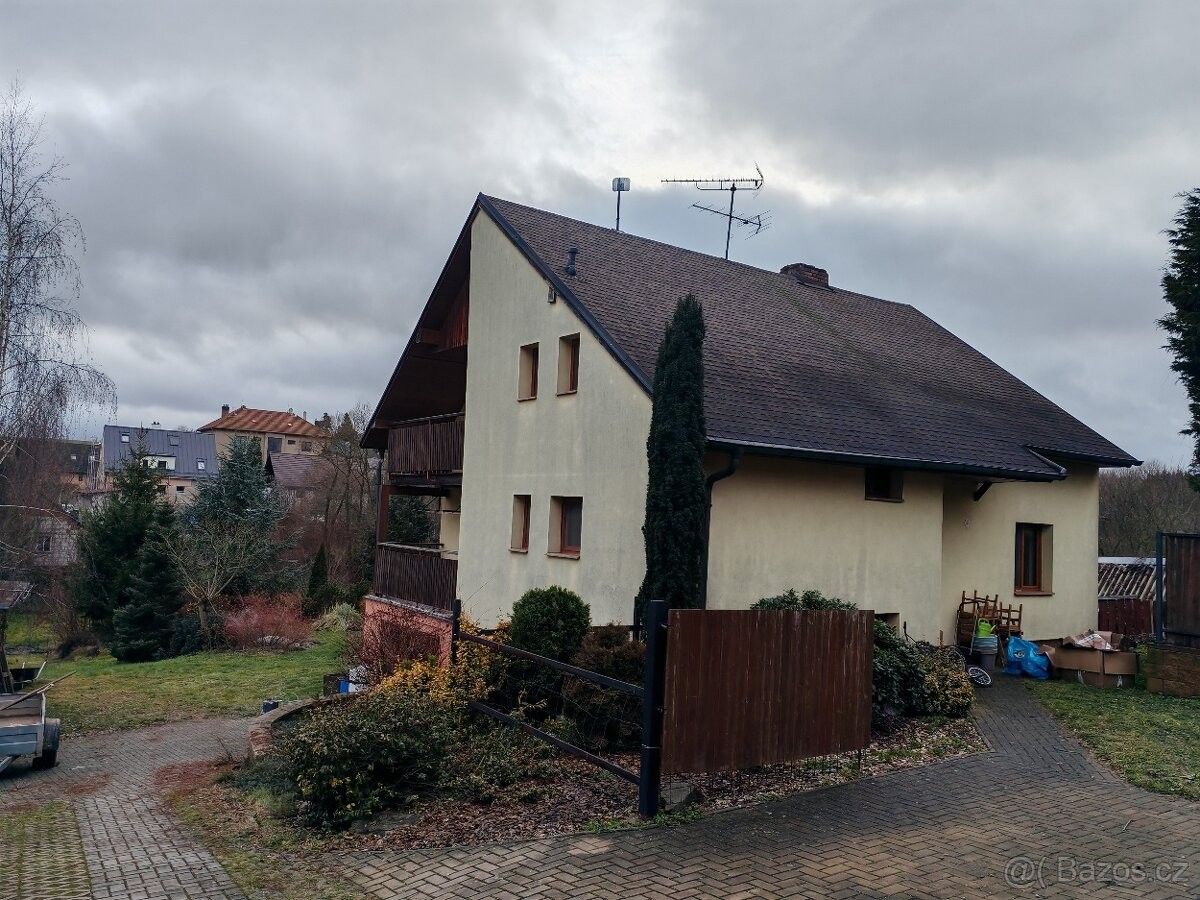 Rodinné domy, Chotýšany, 257 28