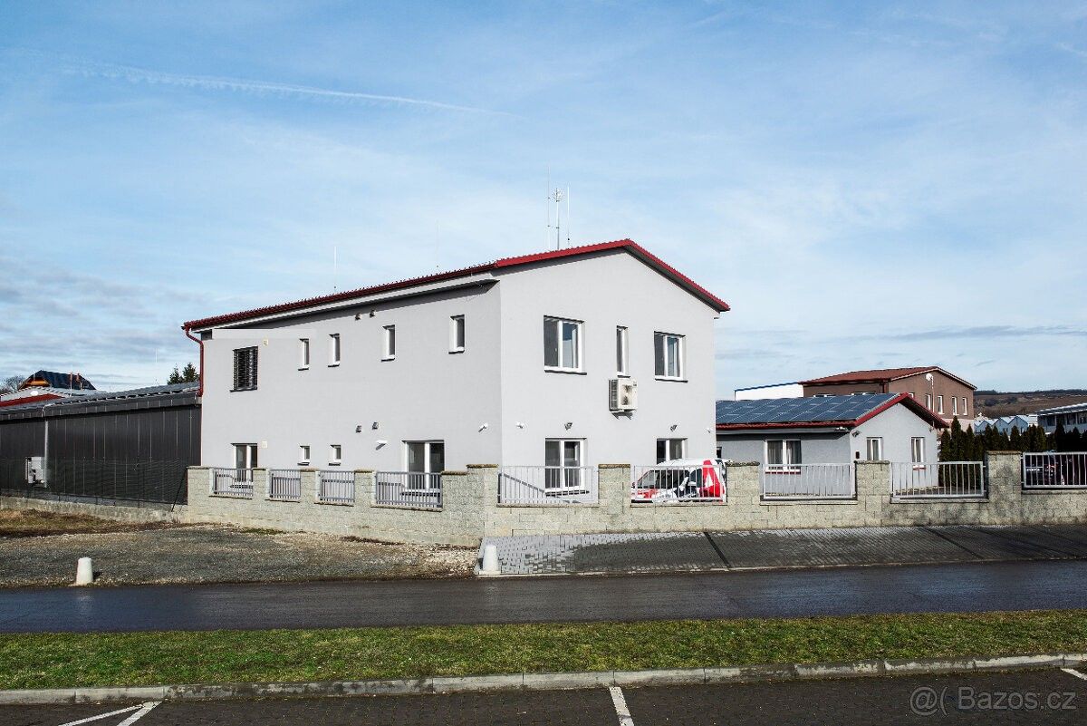 Pronájem sklad - Hluk, 687 25