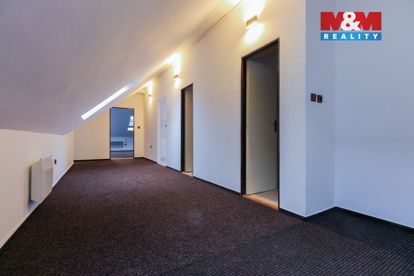 Pronájem kancelář - nám. Svobody, Jeseník, 120 m²