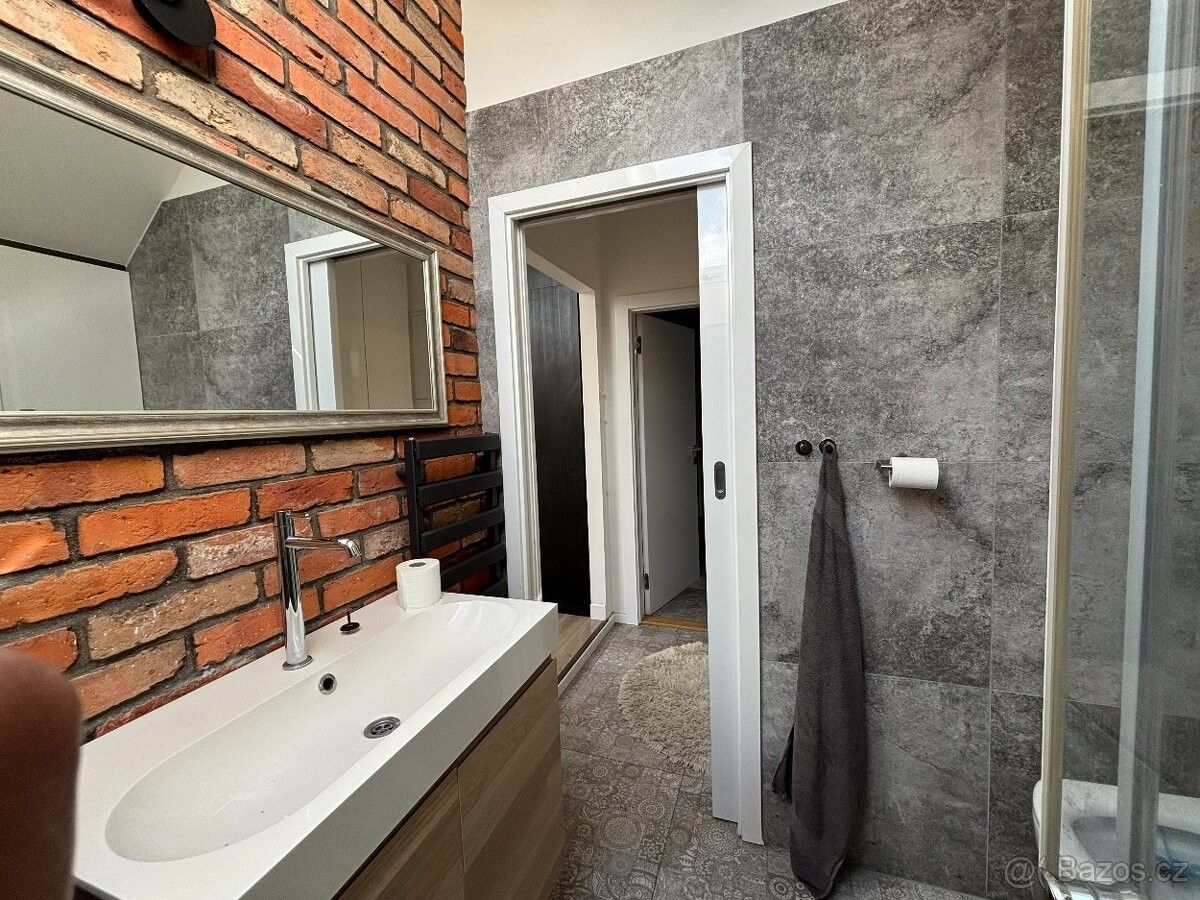 Pronájem byt - Borová, 547 01