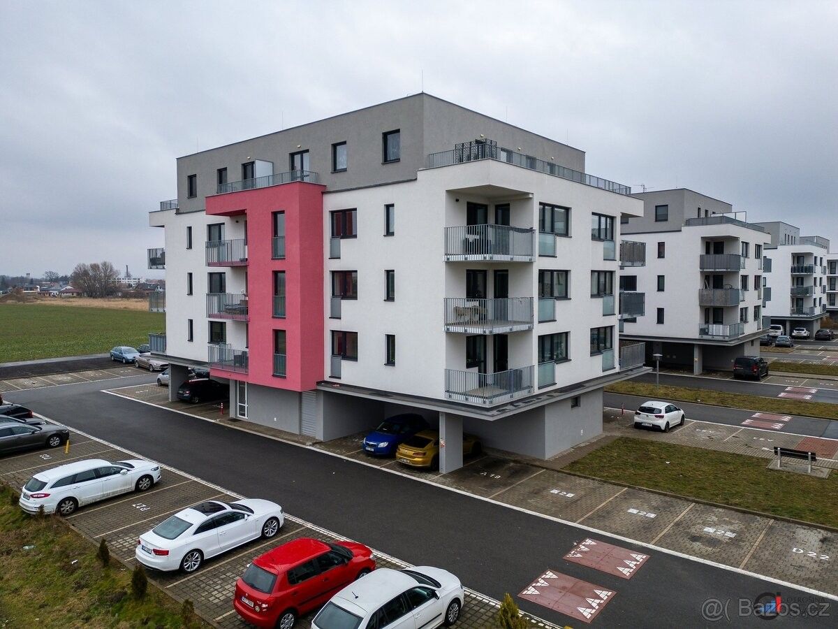 Byty, Dašice v Čechách, 533 03