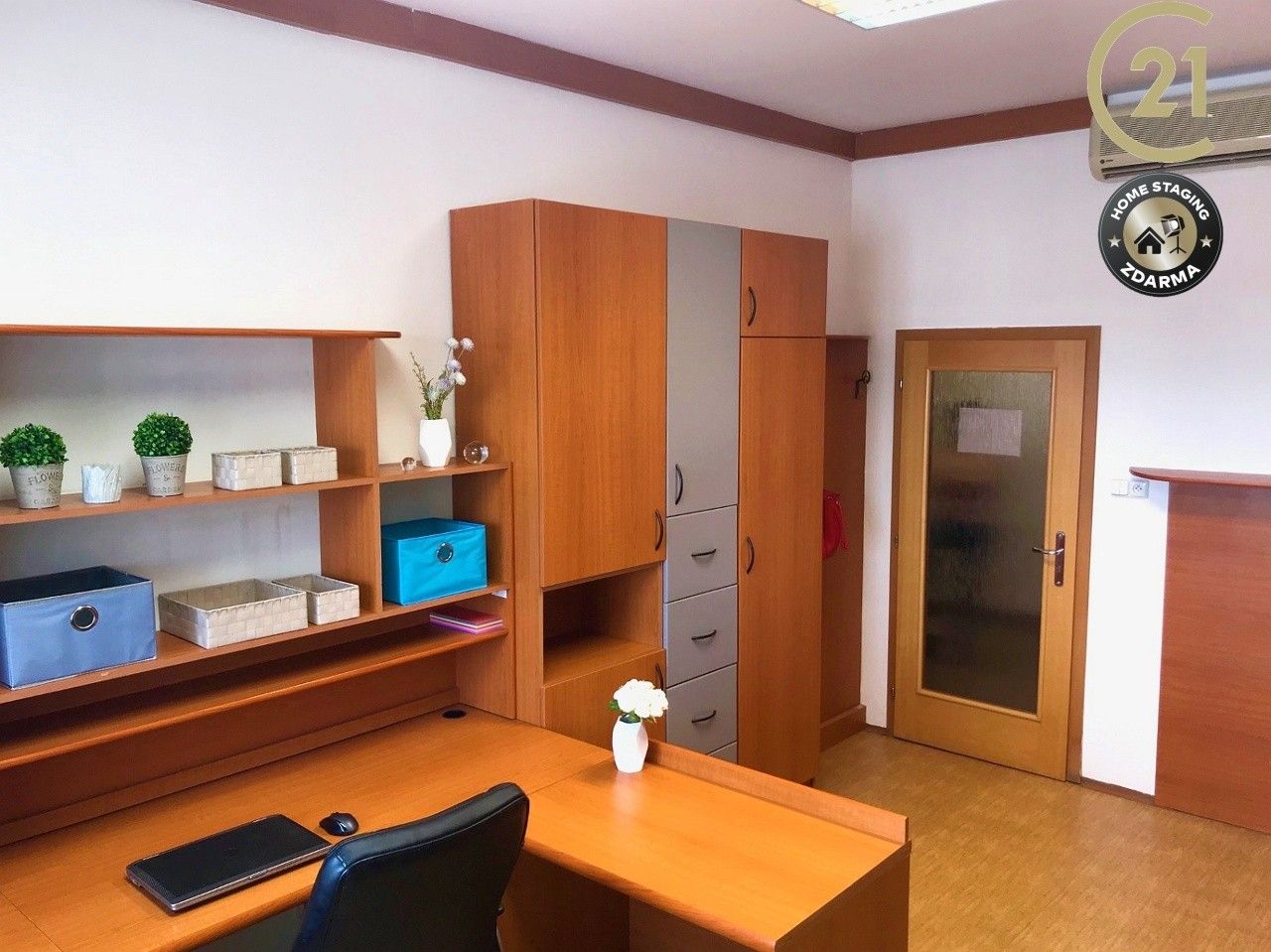 Pronájem kancelář - Znojmo, Česko, 18 m²