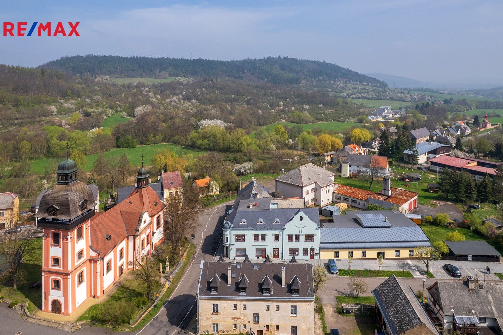 Prodej ubytovací zařízení - Široká, Valeč, 688 m²