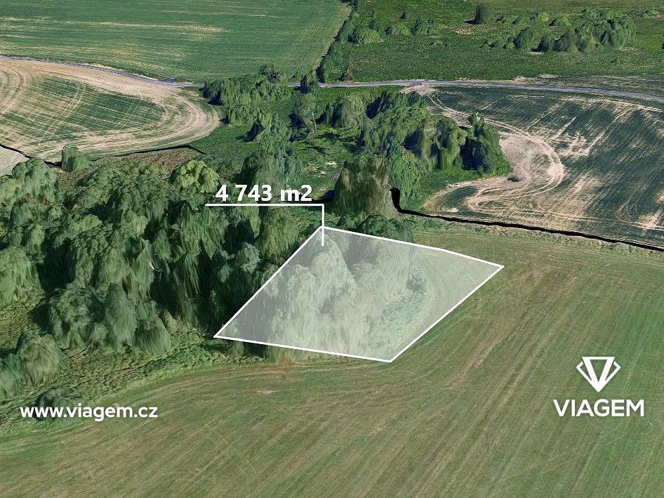 Zemědělský pozemek, 592 m²