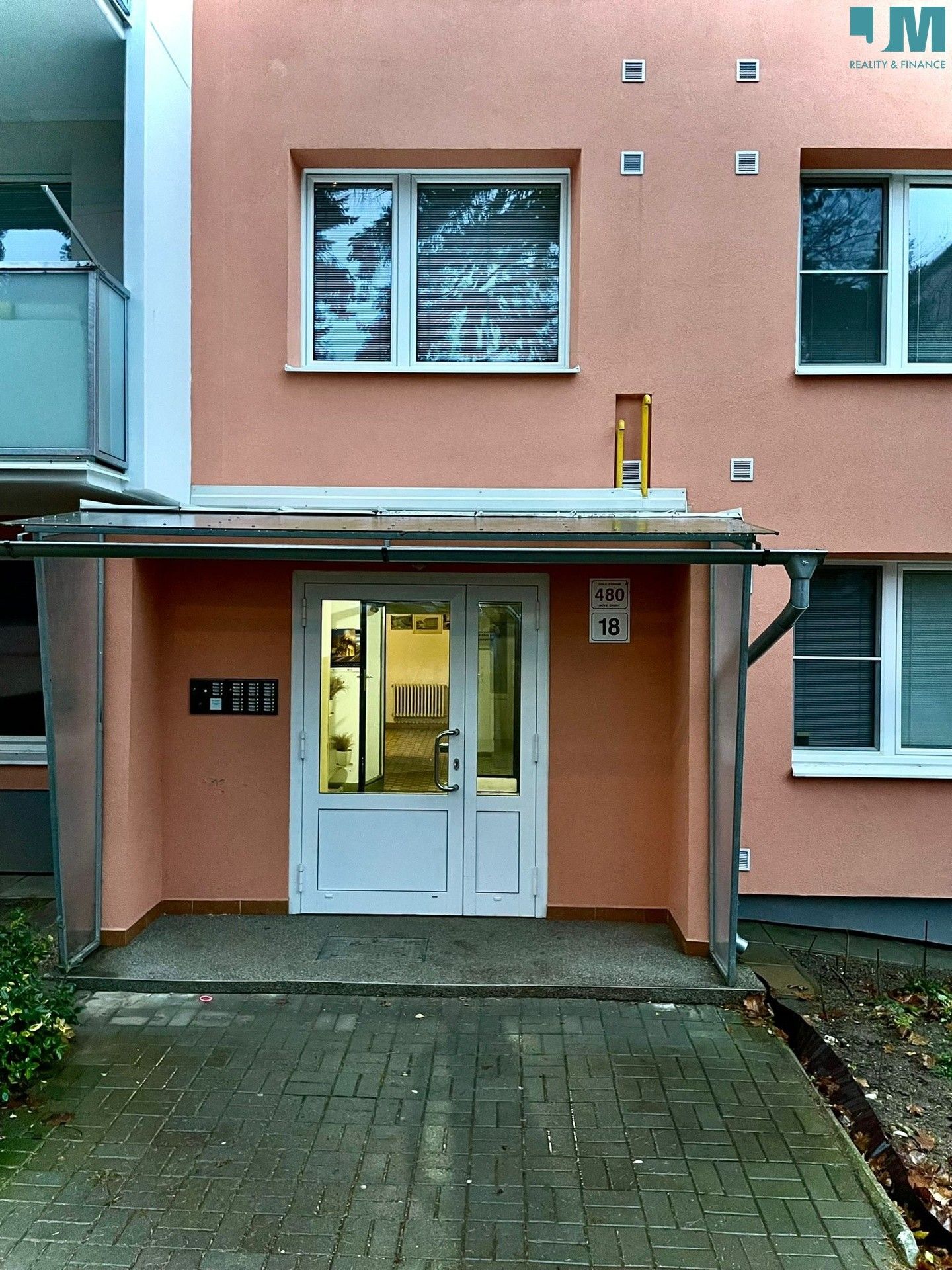 Pronájem byt 1+1 - Obránců míru, Třebíč, 38 m²