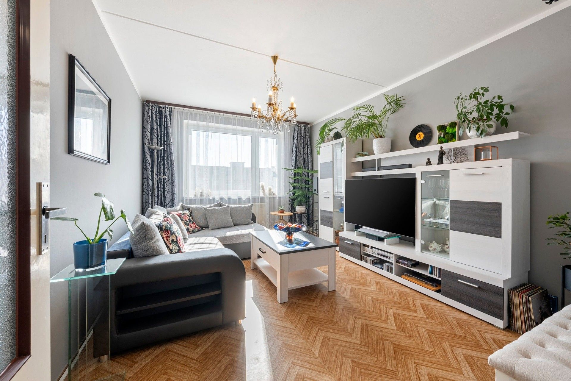 3+1, Mirotická, Praha, 71 m²