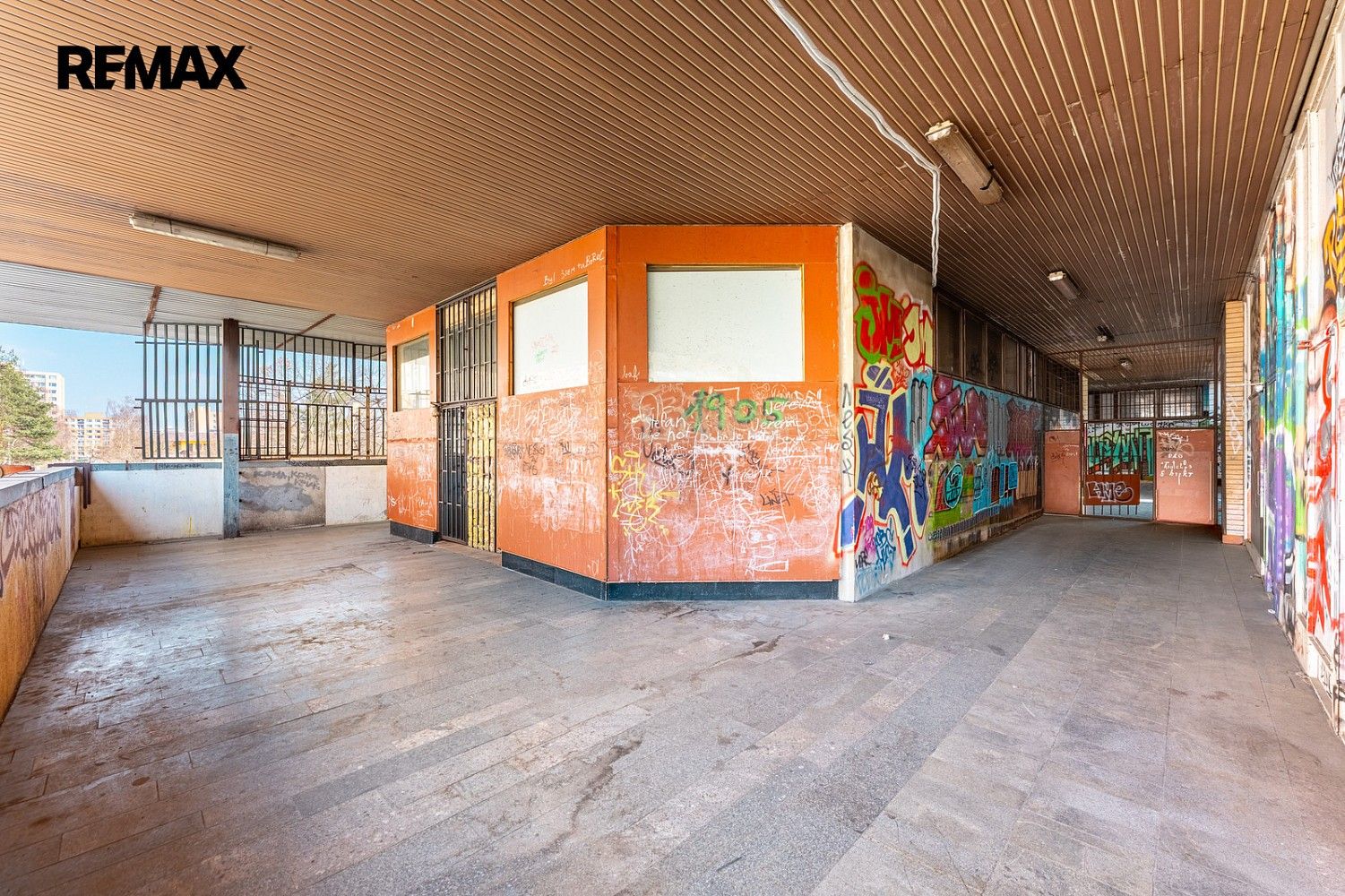 Pronájem obchodní prostory - Praha - Chodov, okres Praha 11, Hlavní město Praha, 140 m² - 5