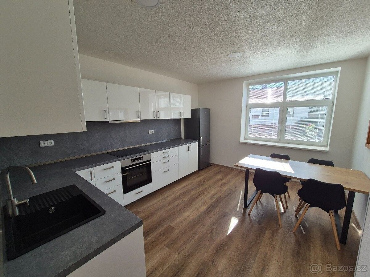 Pronájem byt - Nýrsko, 340 22