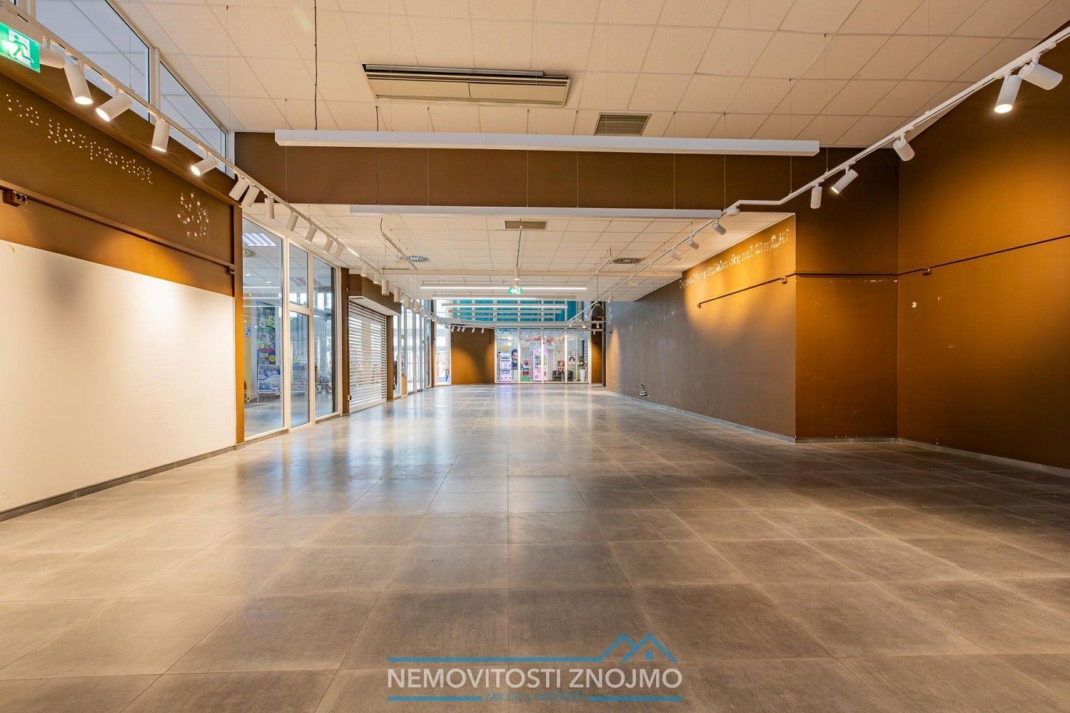 Obchodní prostory, Chvalovice - Hatě, okres Znojmo, 274 m² - 2