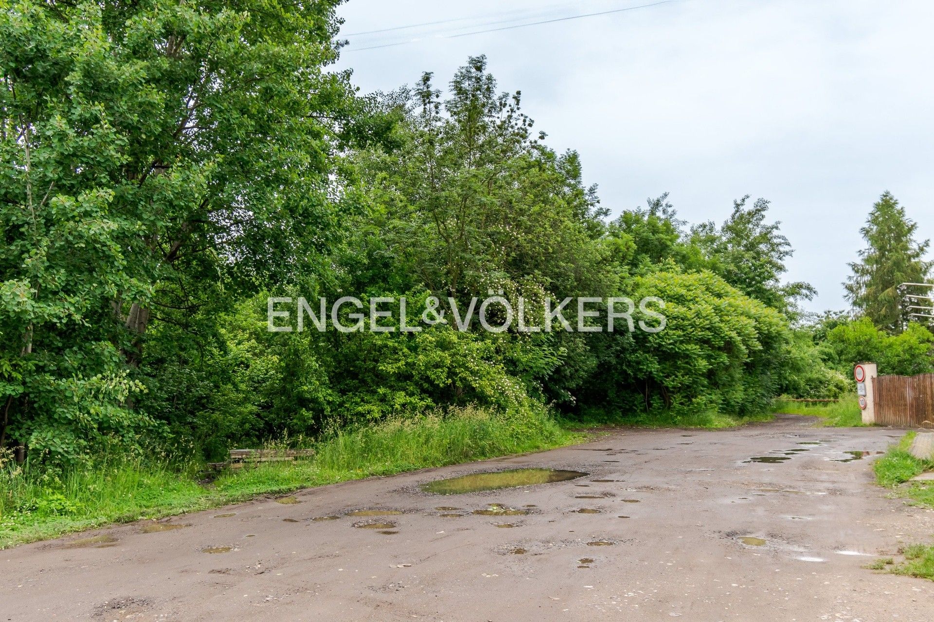 Pronájem komerční pozemek - Chýnovská, Tábor