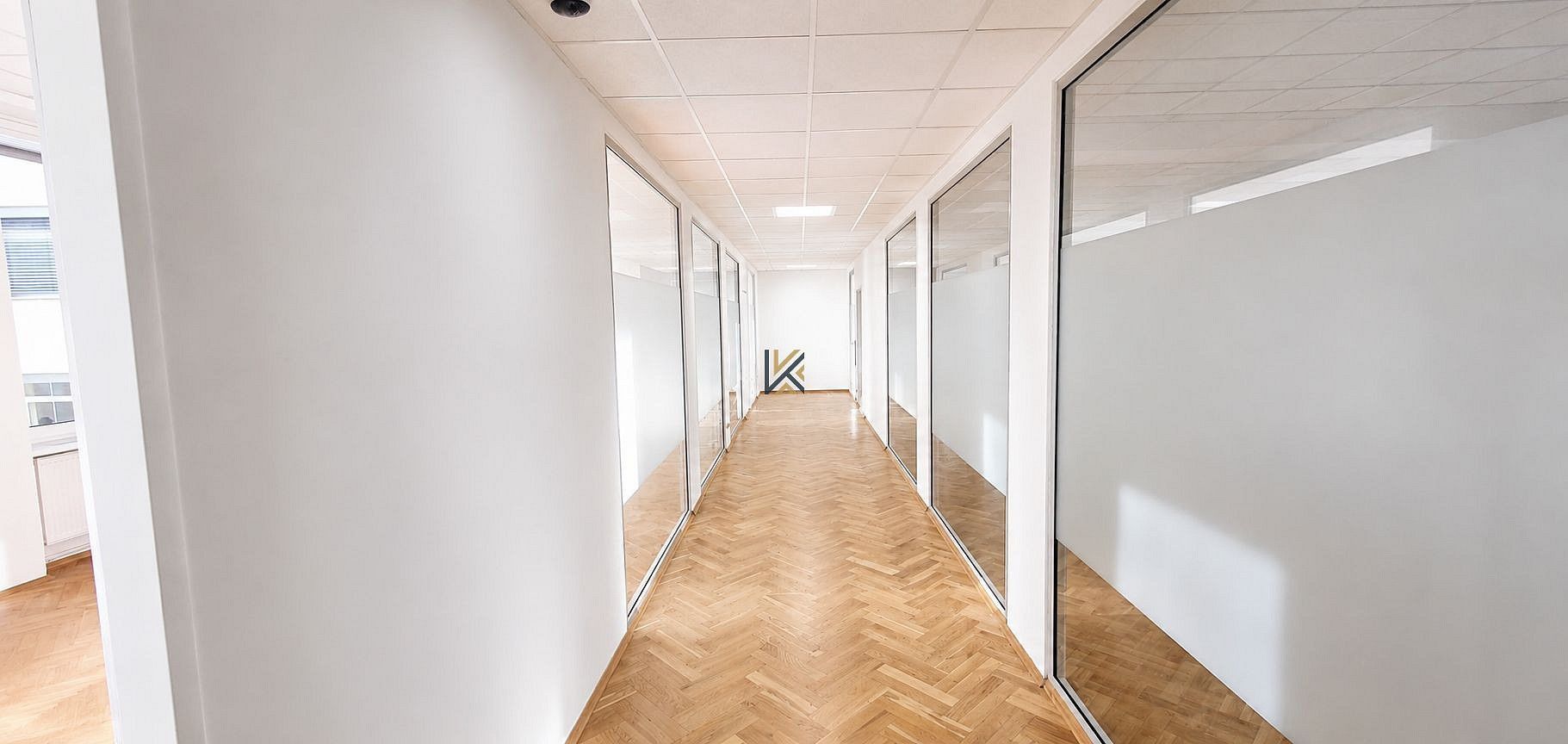 Pronájem kancelář - Praha - Smíchov, okres Praha 5, Hlavní město Praha, 280 m² - 2