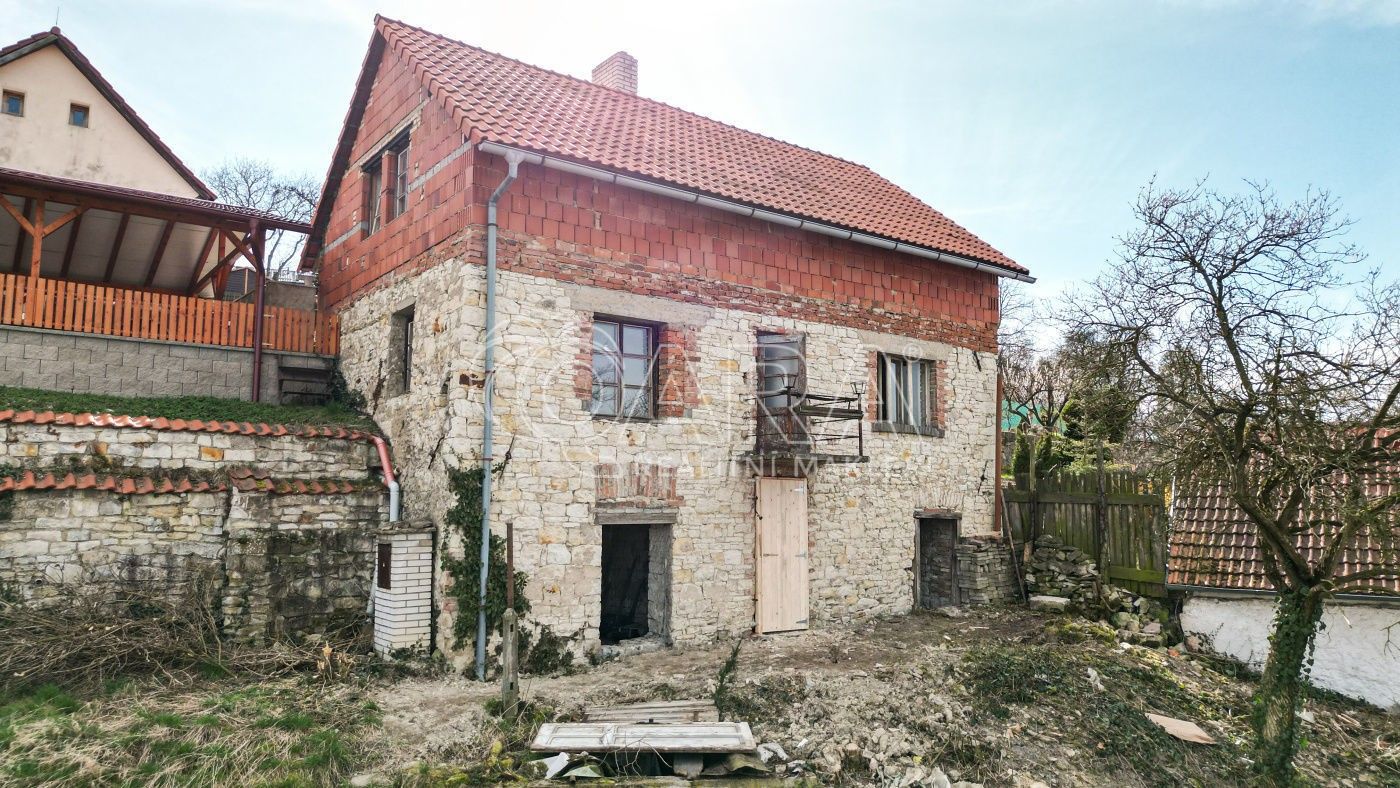 Prodej dům - Mšecké Žehrovice, 175 m²