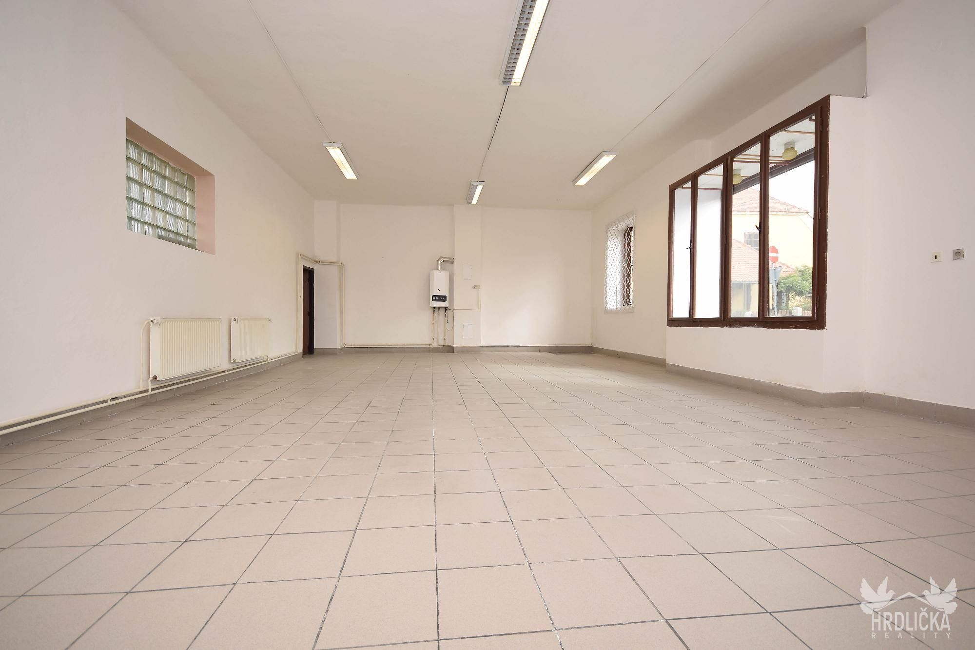 Prodej obchodní prostory - Horažďovice, 140 m²