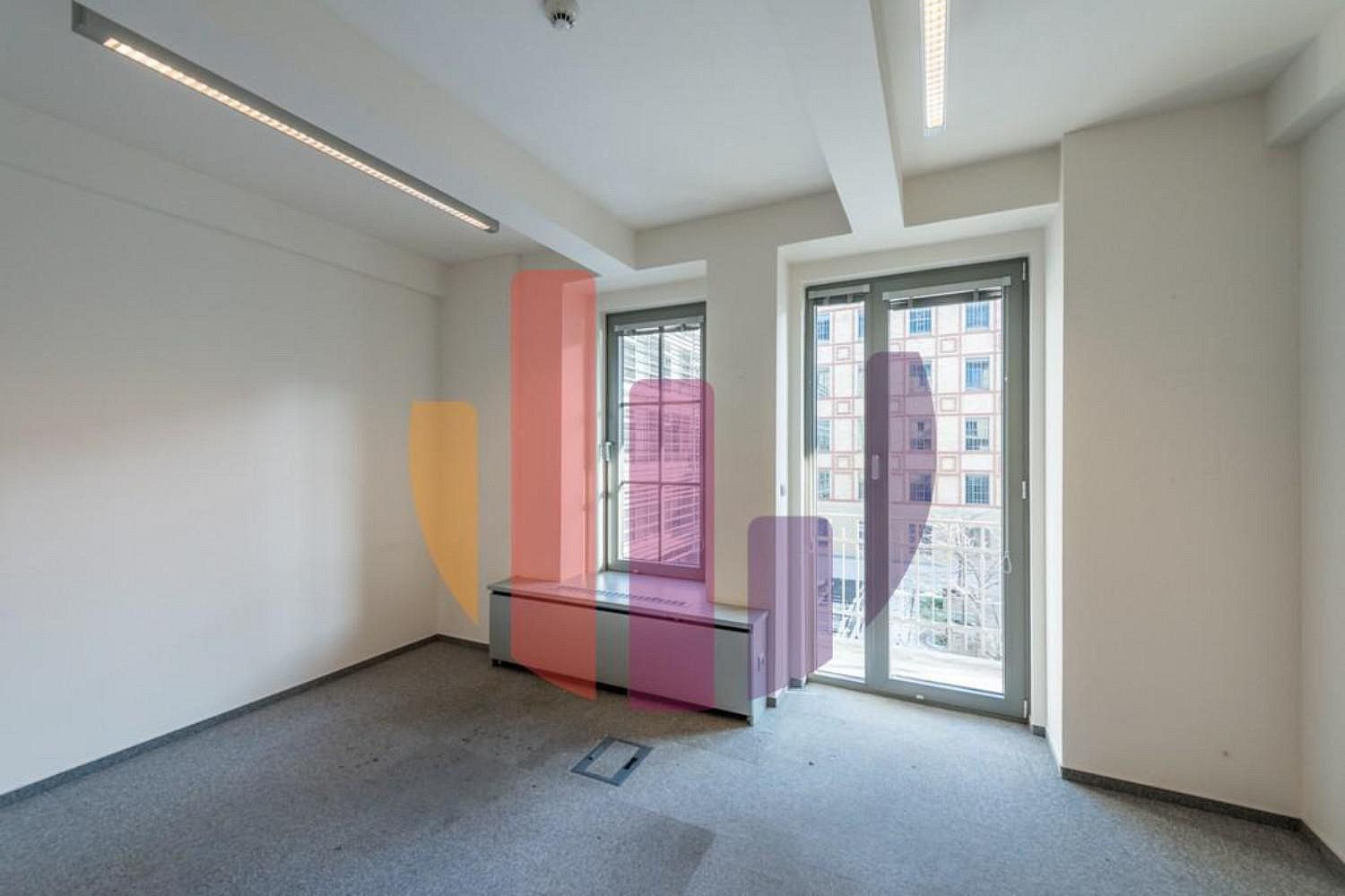 Pronájem kancelář - Praha - Holešovice, okres Praha 7, Hlavní město Praha, 237 m² - 5