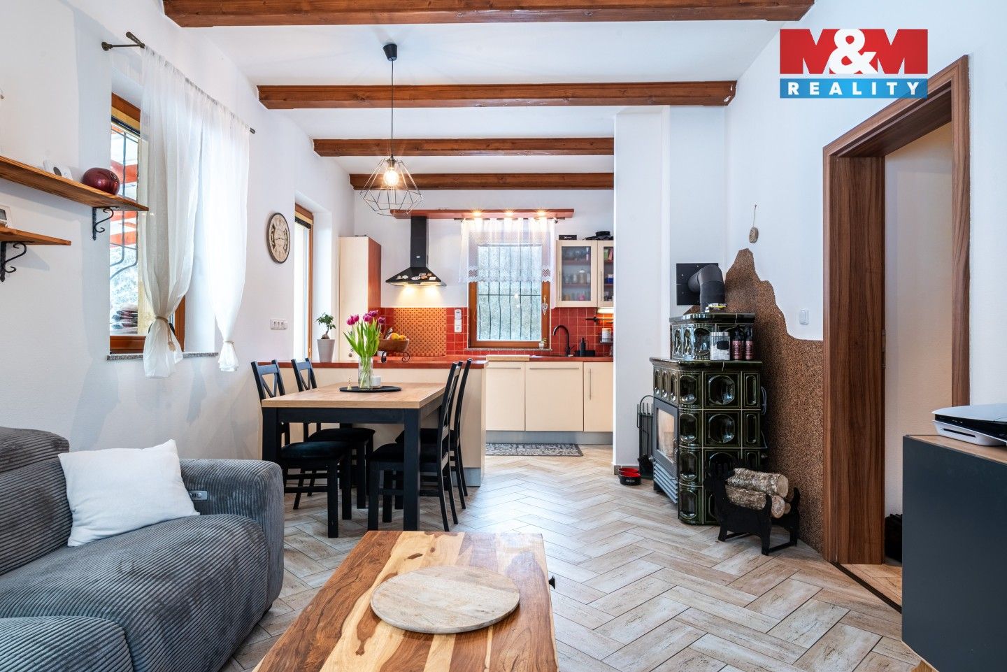 Prodej rodinný dům - Chroboly, 135 m²