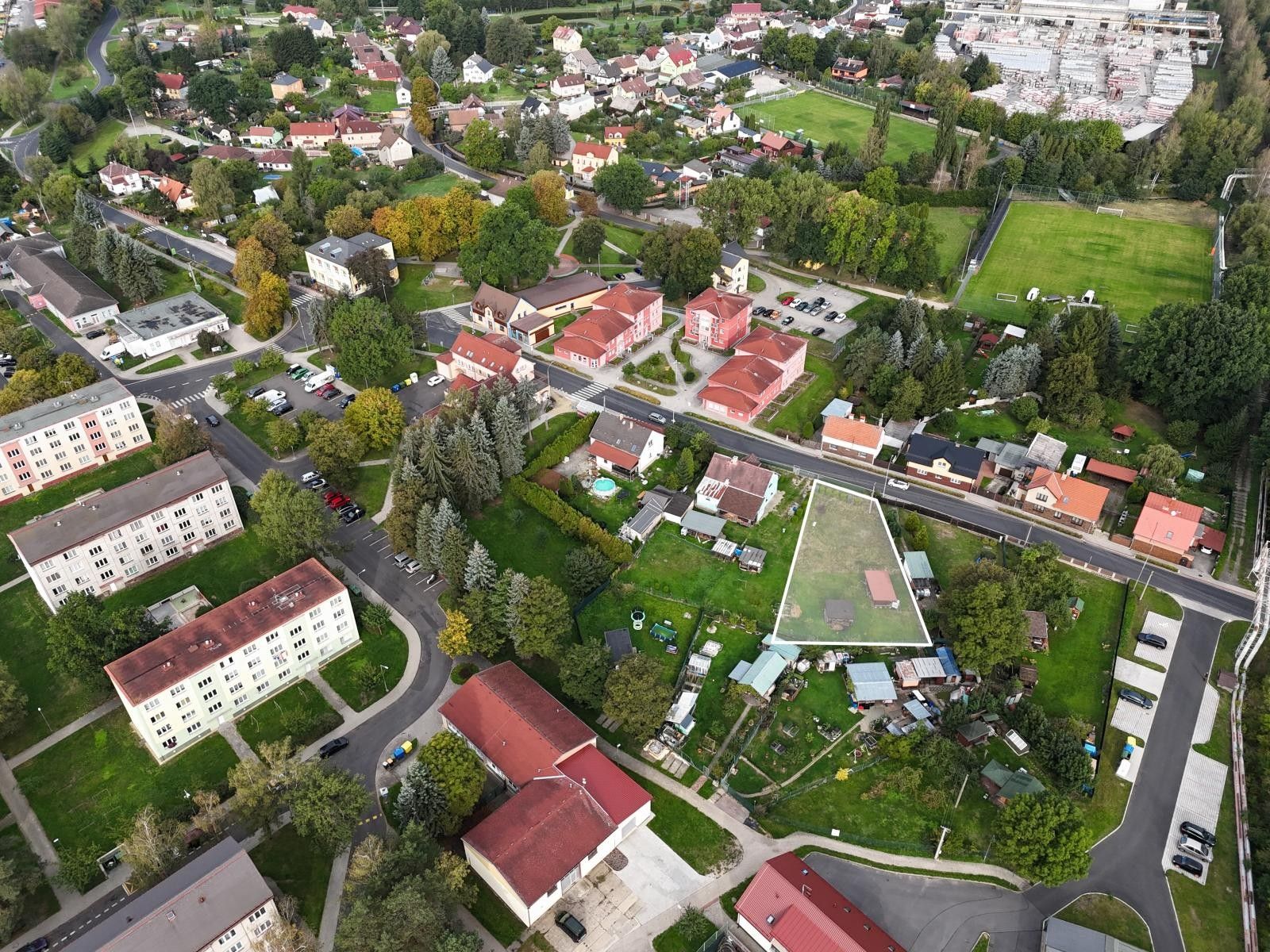 Prodej pozemek pro bydlení - Vintířov, 807 m² - 5