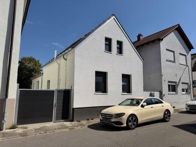 Rodinné domy, Ludwigshafen Friesenheim Friesenheim Rheinland-Pfalz 67063, 110 m² - 1