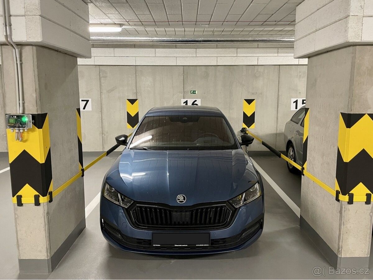 Garáže, Praha, 198 00