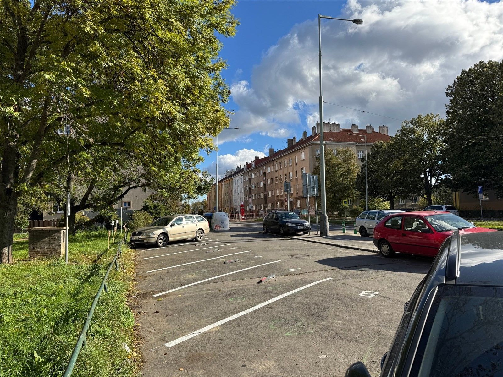 Ostatní, Černokostelecká, Praha, 13 m²