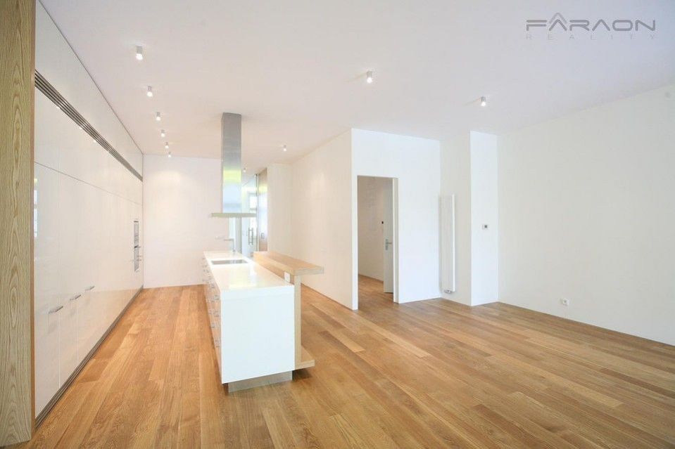 3+kk, Laubova, Praha, 117 m²
