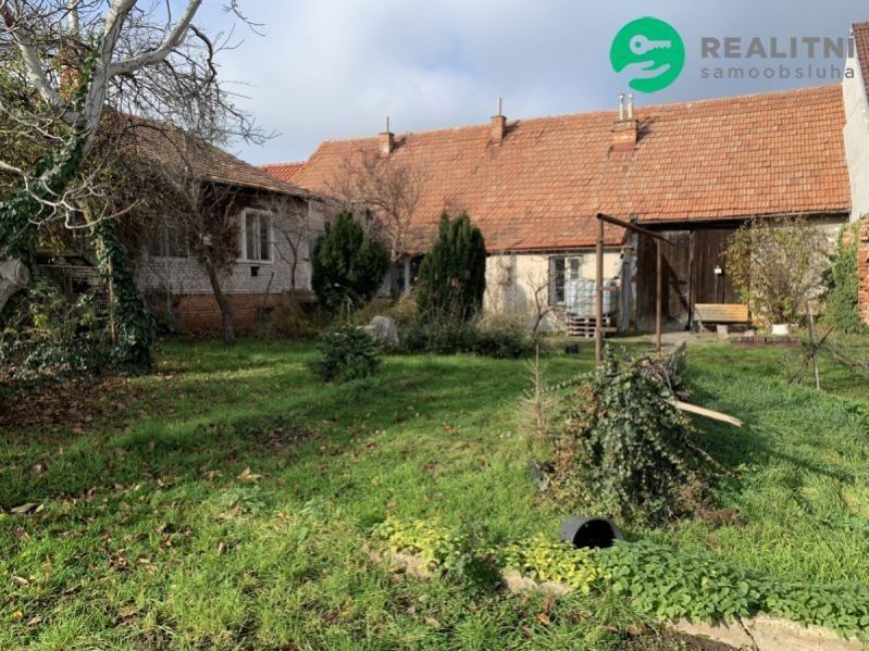 Prodej rodinný dům - Růžová, Lužice, 316 m²