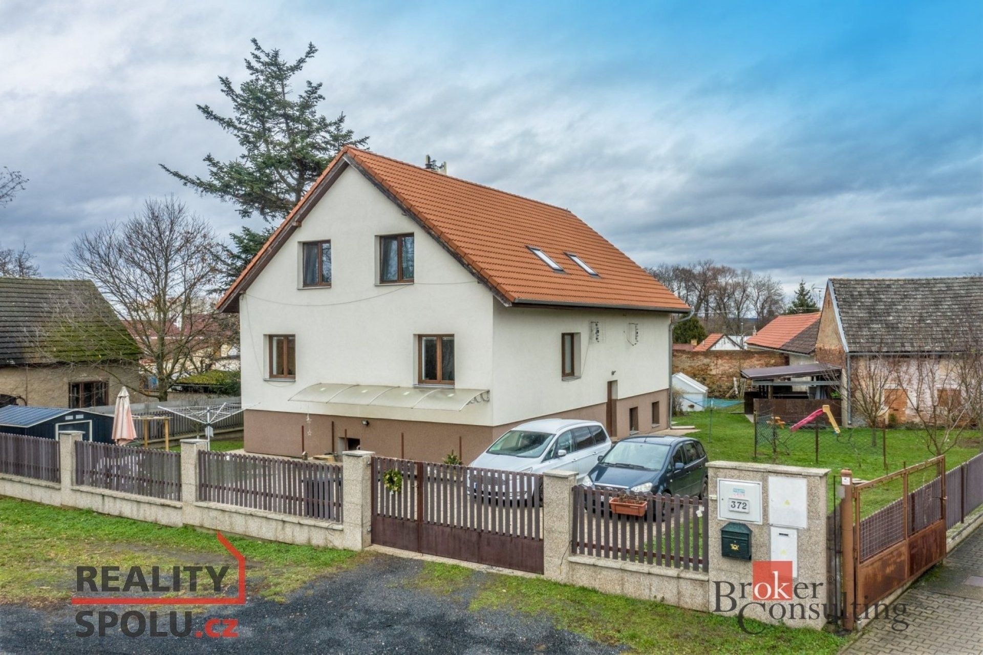Prodej rodinný dům - Martinov, Záryby, 408 m²