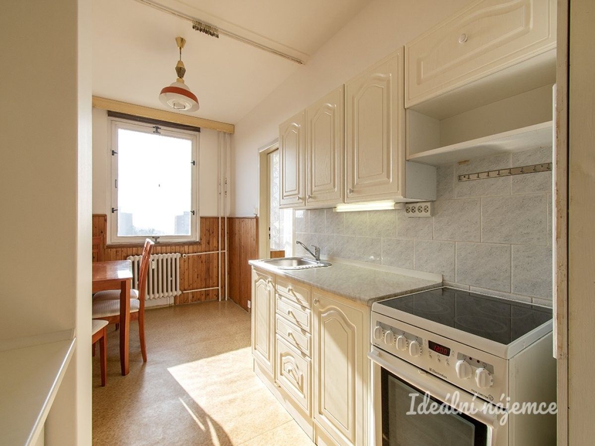 1+1, Ratibořská, Praha, 50 m²