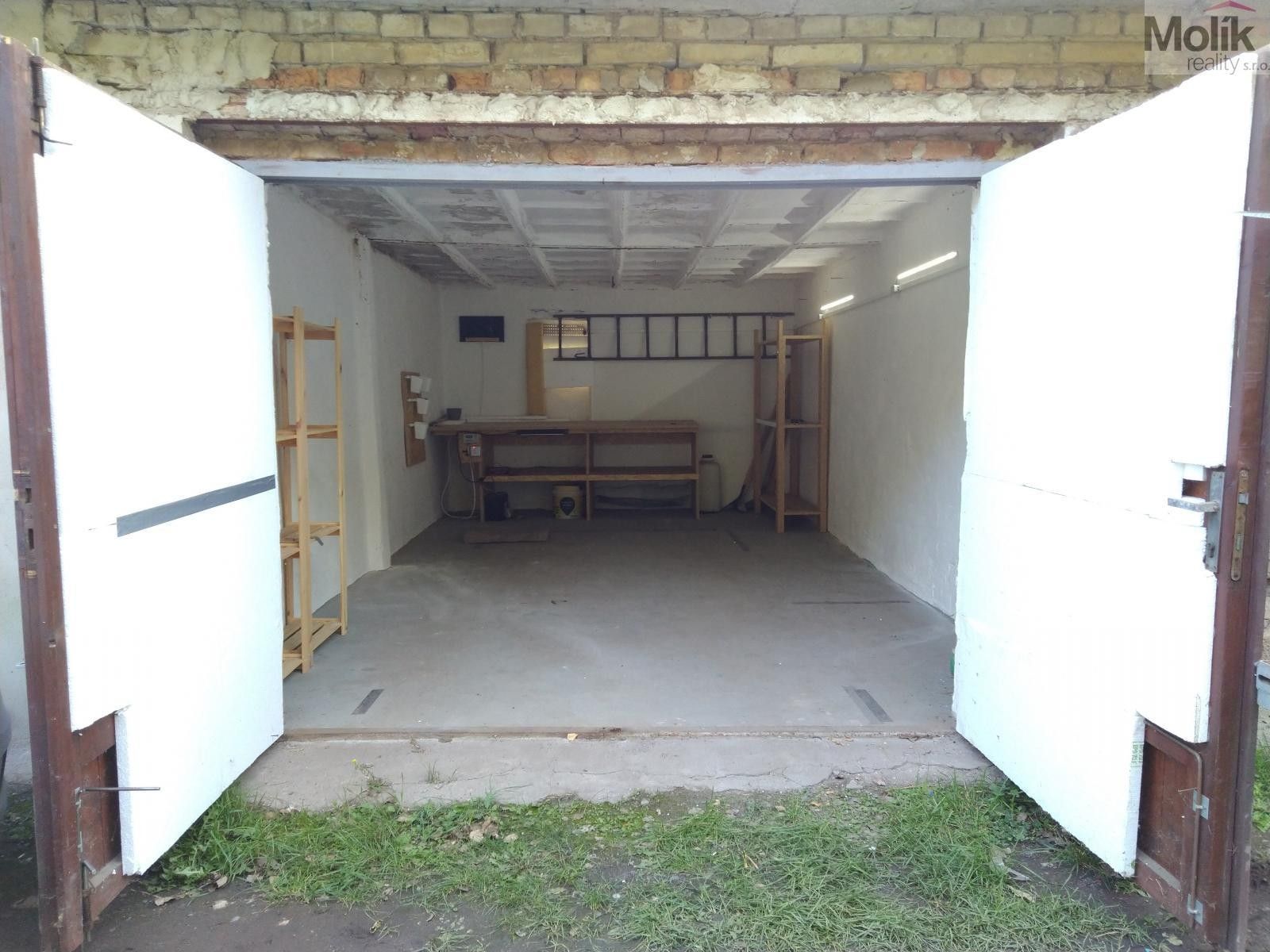 Garáž · 24 m² · Teplické Předměstí, Bílina - 3