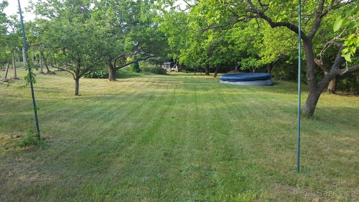 Zahrady, Znojmo, 671 81