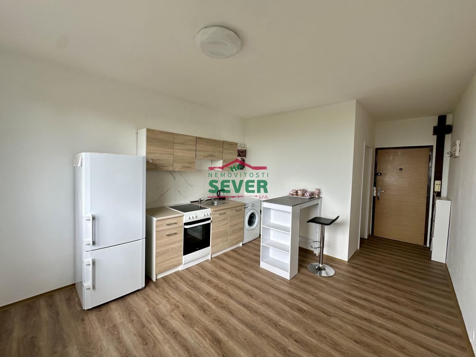 1+1, Karla Čapka, Krupka, 36 m² - 2