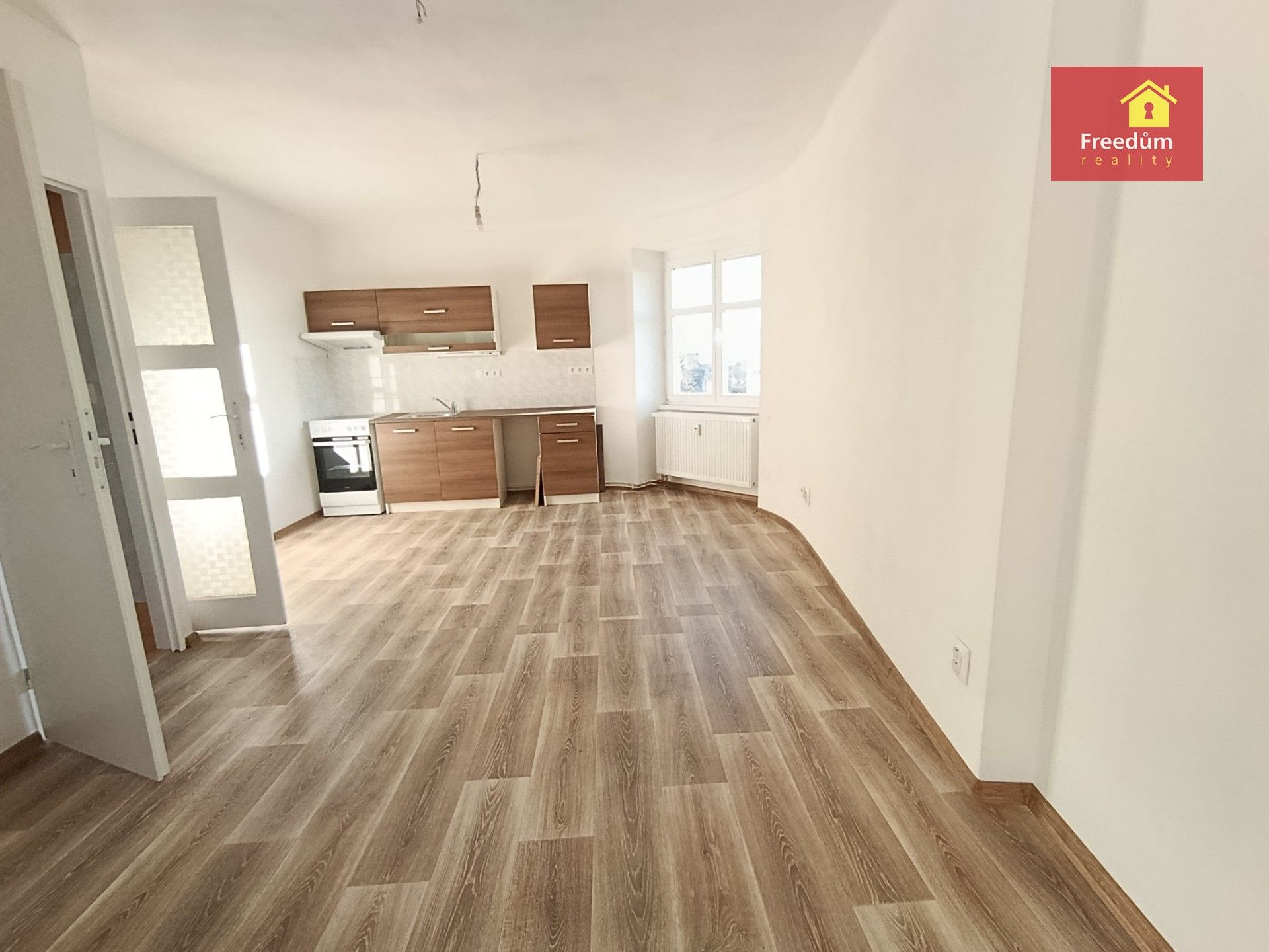 Pronájem byt 1+1 - Sadová, Dubí, 46 m²