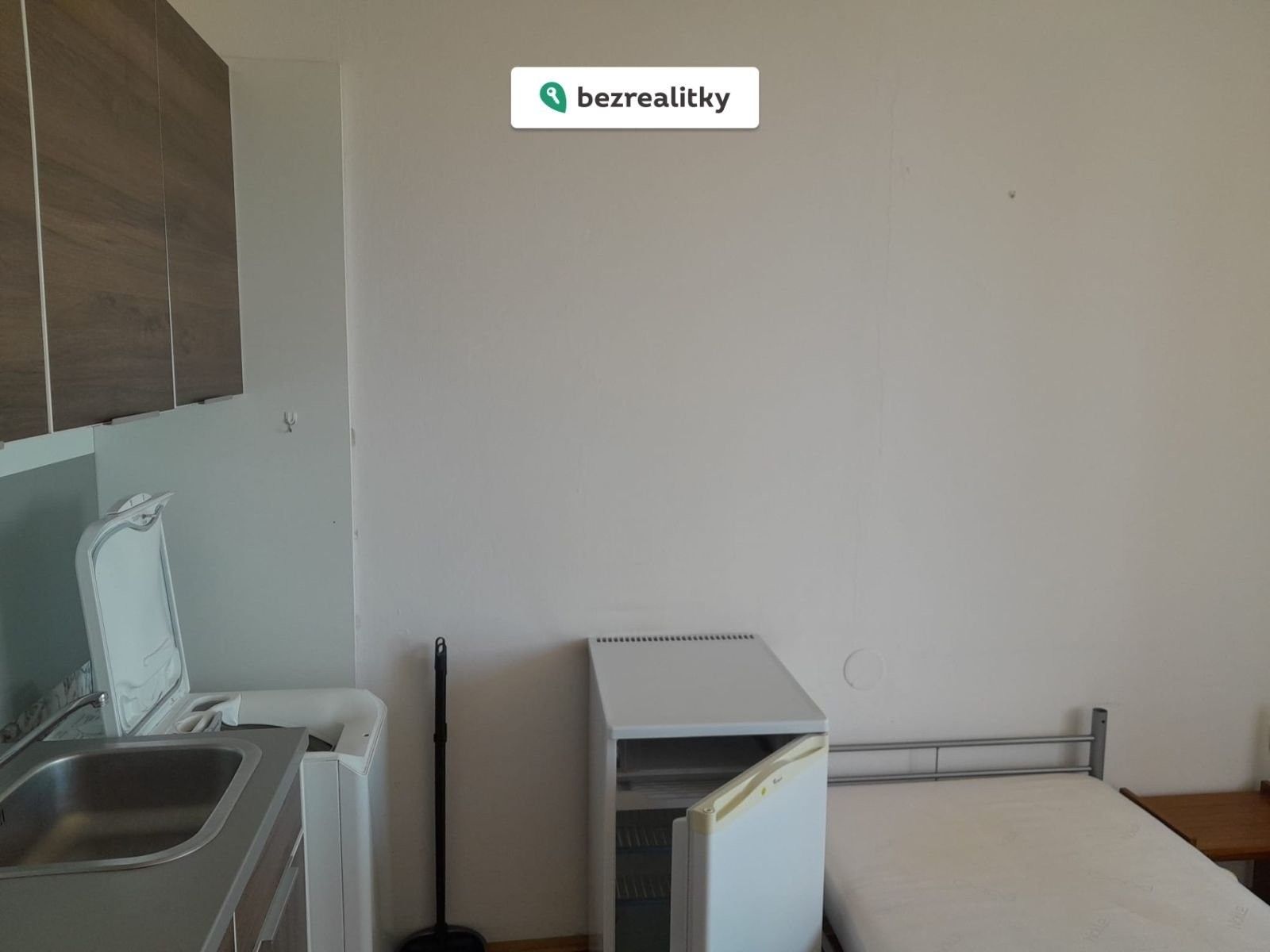 Prodej byt 1+kk - M. G. Dobnera, Most, 21 m²