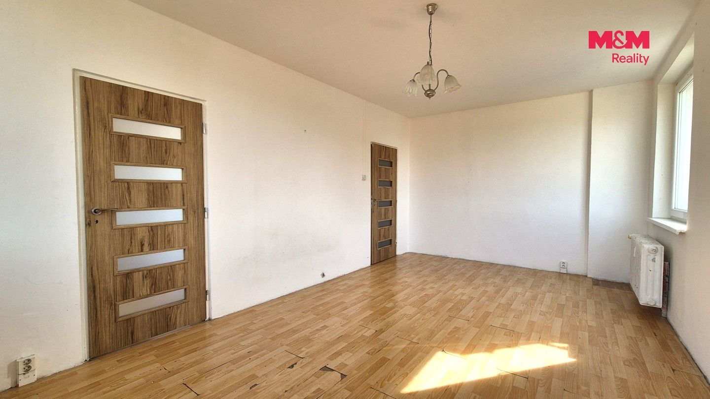Byt 2+1 · 63 m² · M. G. Dobnera, Most - 4